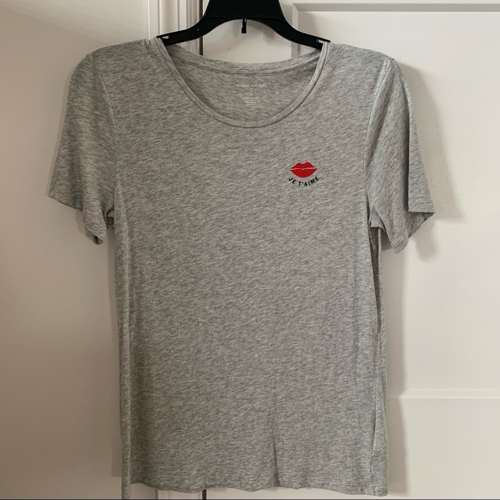 Banana Republic graphic tee size XS